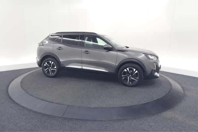 Peugeot 2008 (2020) thumbnail 8
