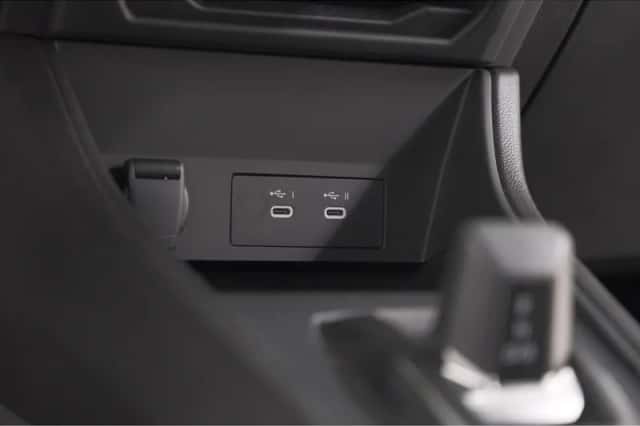 Renault Captur (2025) thumbnail 43