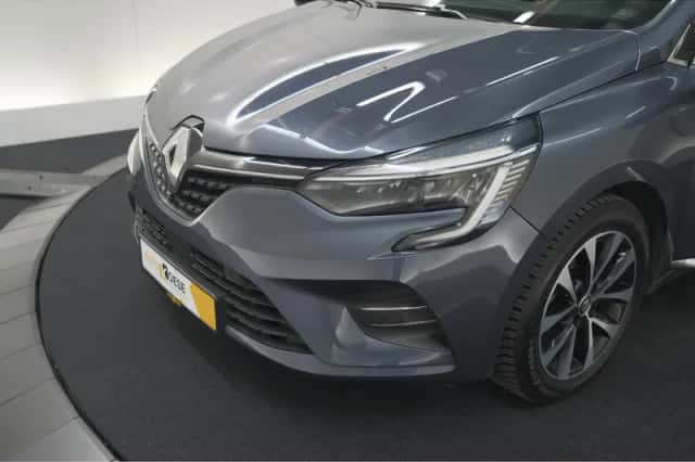 Renault Clio (2021) thumbnail 12