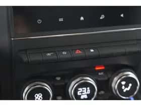 Renault Clio (2021) thumbnail 40