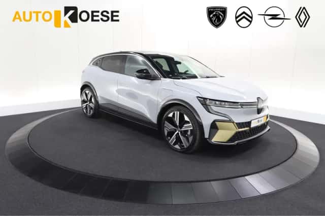 Renault Mégane E-Tech (2023) thumbnail 1
