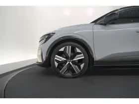 Renault Mégane E-Tech (2023) thumbnail 16