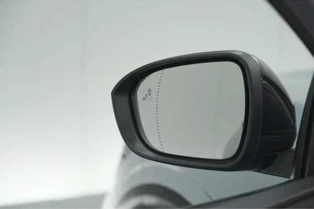 Renault Mégane E-Tech (2023) thumbnail 20
