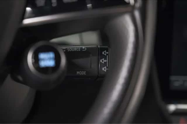 Renault Mégane E-Tech (2023) thumbnail 39