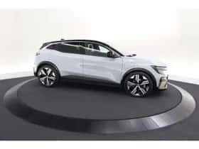 Renault Mégane E-Tech (2023) thumbnail 8