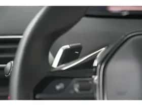 Peugeot 3008 (2021) thumbnail 33
