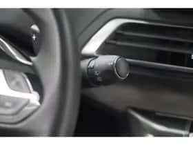 Peugeot 3008 (2021) thumbnail 36