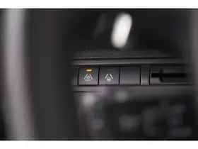 Peugeot 3008 (2021) thumbnail 38