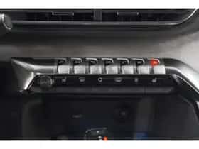 Peugeot 3008 (2021) thumbnail 46