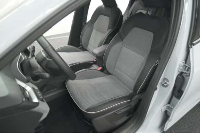 Renault Clio (2025) thumbnail 25