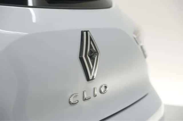 Renault Clio (2025) thumbnail 4