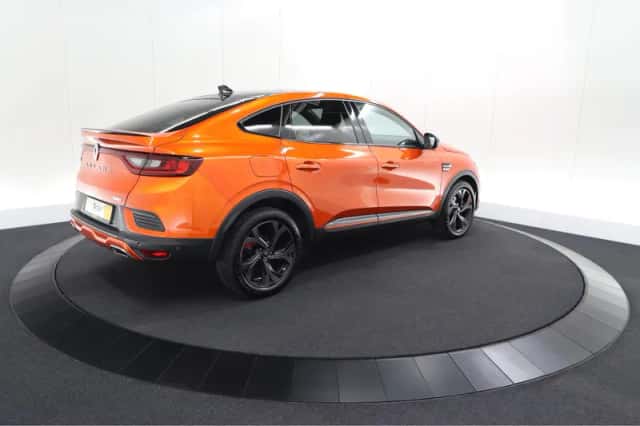 Renault Arkana (2022) thumbnail 4