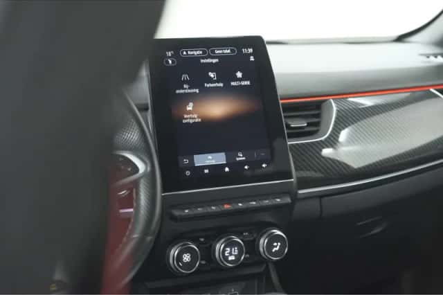 Renault Arkana (2022) thumbnail 61