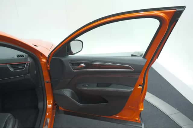 Renault Arkana (2022) thumbnail 74