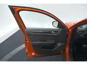 Renault Arkana (2022) thumbnail 76
