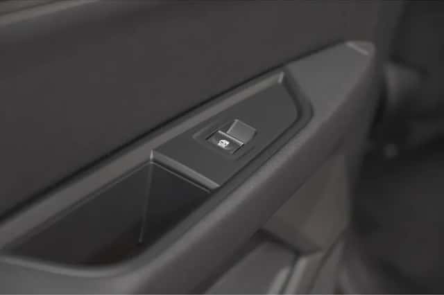 Renault Austral (2023) thumbnail 25