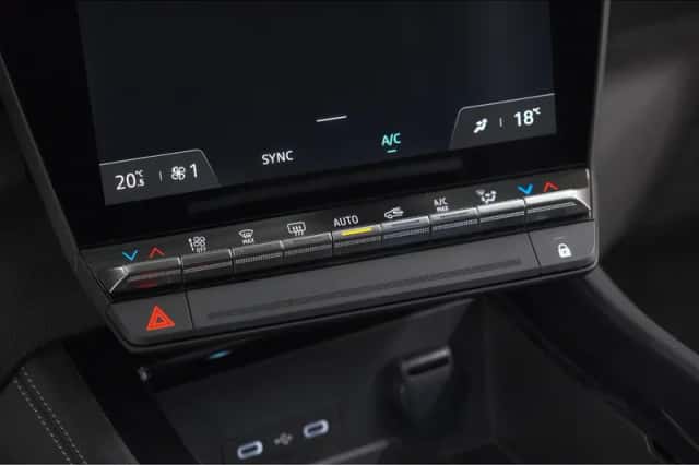 Renault Austral (2023) thumbnail 44