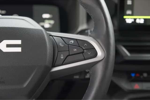 Dacia Bigster (2025) thumbnail 35