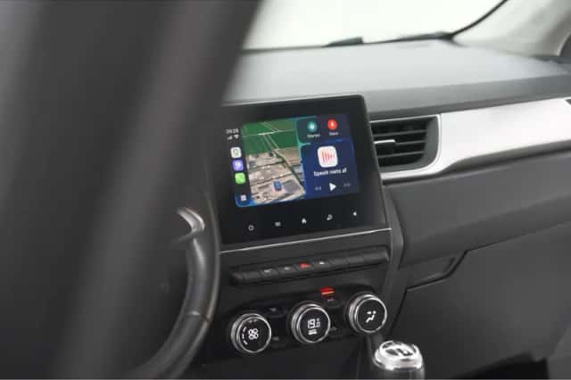 Renault Captur (2020) thumbnail 3