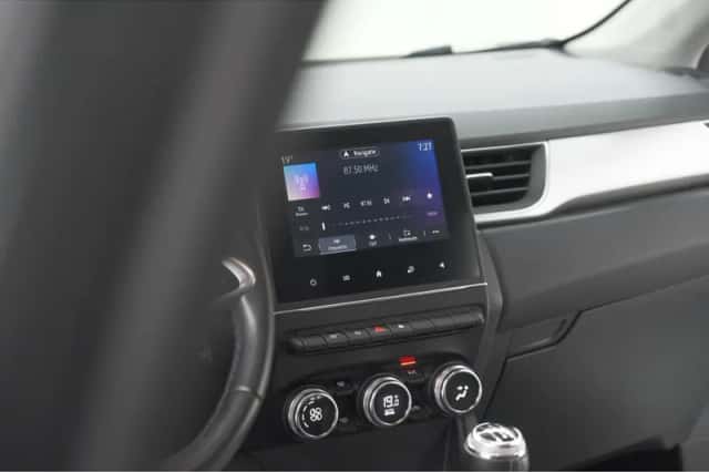 Renault Captur (2020) thumbnail 40