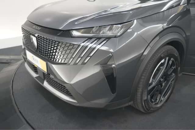 Peugeot e-3008 (2024) thumbnail 13