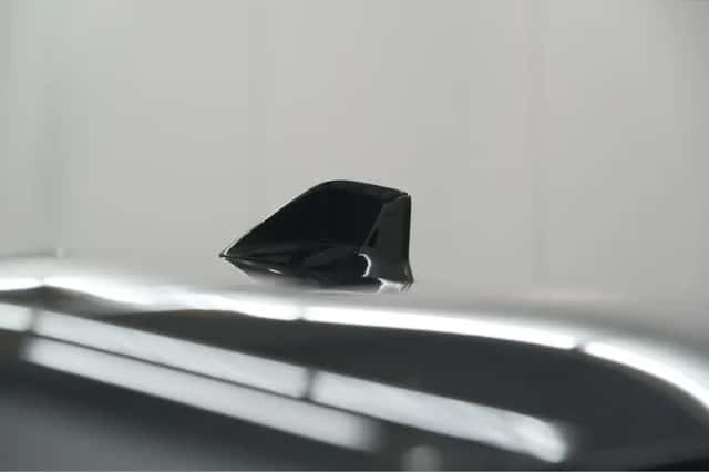 Peugeot e-3008 (2024) thumbnail 17