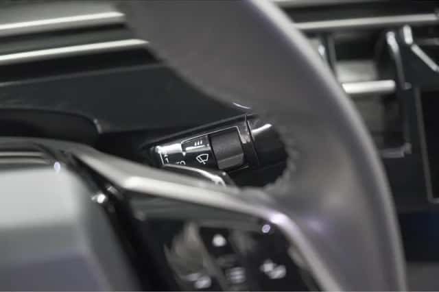 Peugeot e-3008 (2024) thumbnail 30