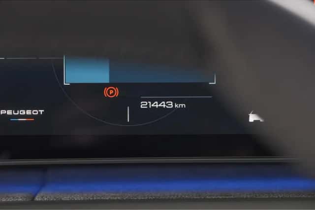 Peugeot e-3008 (2024) thumbnail 34
