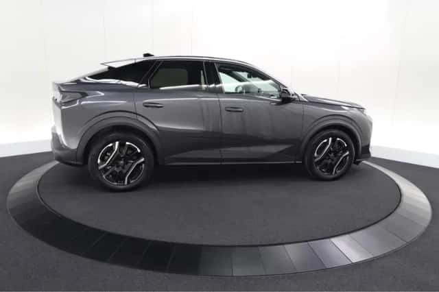Peugeot e-3008 (2024) thumbnail 8