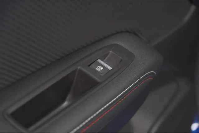 Renault Captur (2021) thumbnail 28