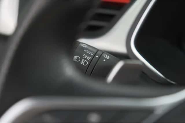 Renault Captur (2021) thumbnail 36