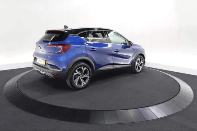 Renault Captur (2021) thumbnail 5