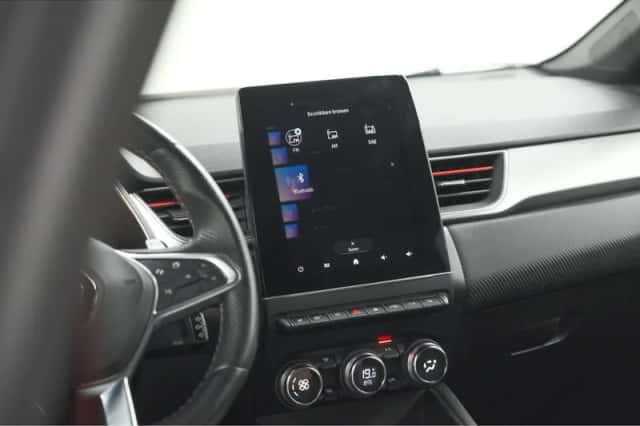 Renault Captur (2021) thumbnail 54