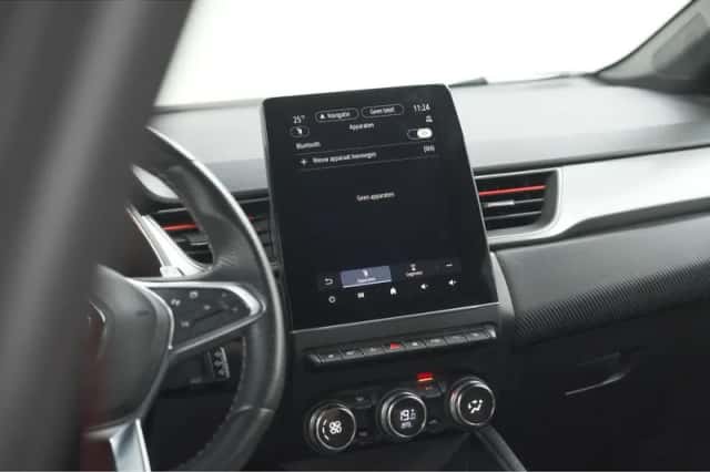 Renault Captur (2021) thumbnail 56