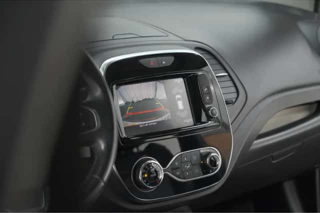 Renault Captur (2018) thumbnail 14
