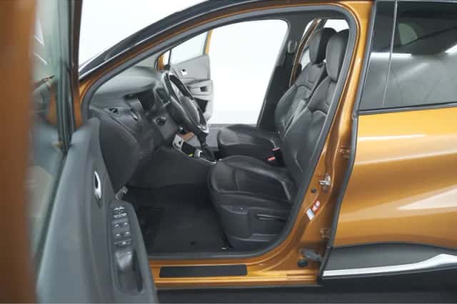 Renault Captur (2018) thumbnail 25