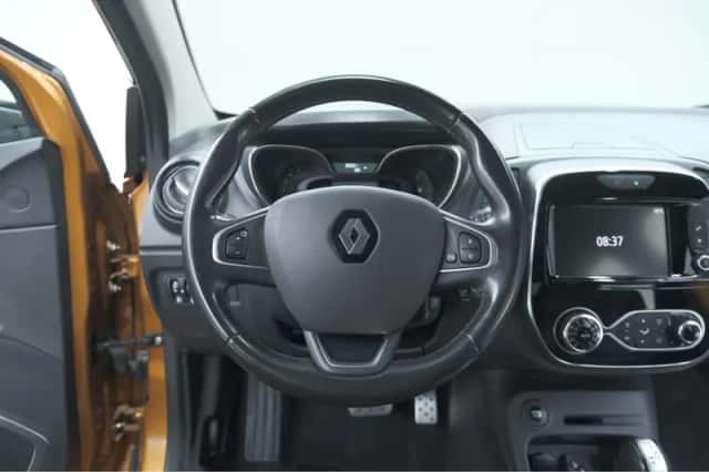Renault Captur (2018) thumbnail 31