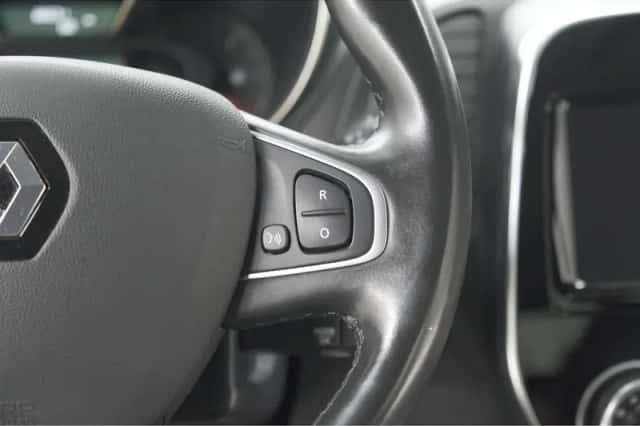 Renault Captur (2018) thumbnail 33