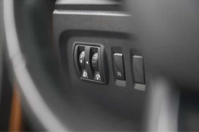 Renault Captur (2018) thumbnail 37