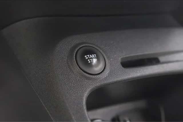 Renault Captur (2018) thumbnail 40