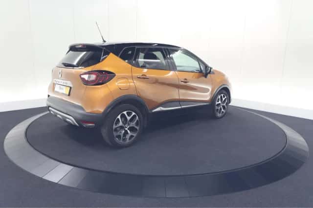 Renault Captur (2018) thumbnail 5