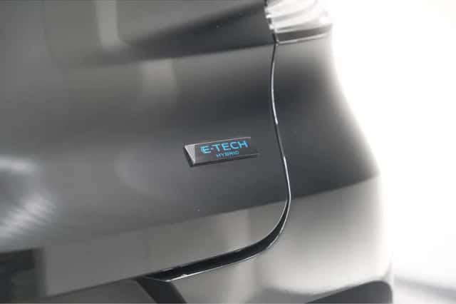 Renault Captur (2025) thumbnail 23