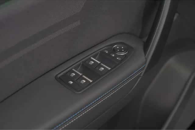 Renault Captur (2025) thumbnail 25