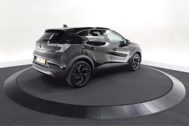 Renault Captur (2025) thumbnail 5