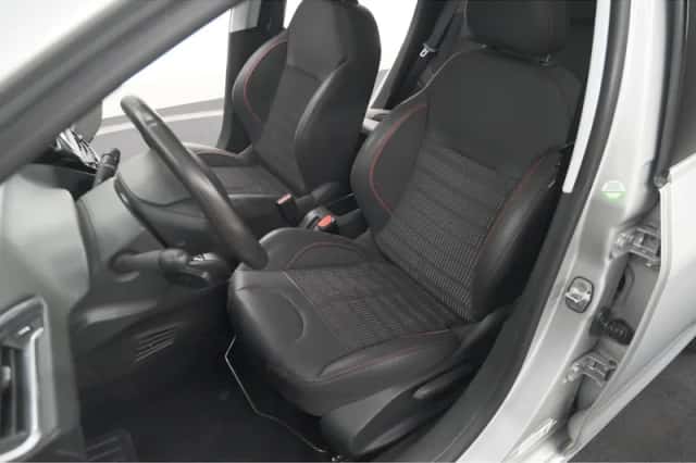 Peugeot 208 (2018) thumbnail 20