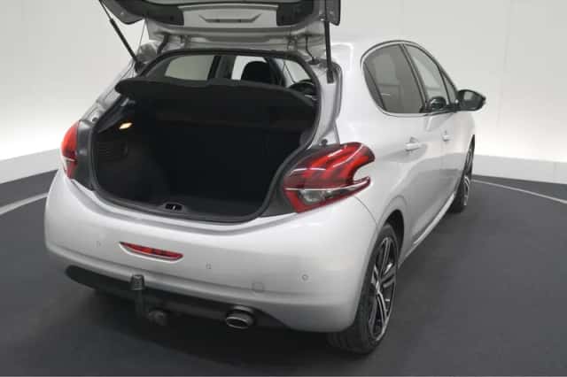 Peugeot 208 (2018) thumbnail 47