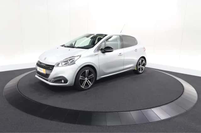 Peugeot 208 (2018) thumbnail 55