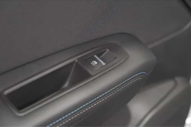 Renault Captur (2025) thumbnail 28