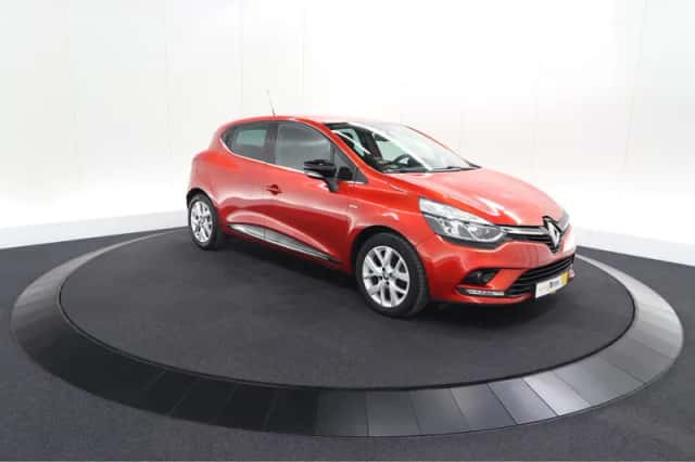 Renault Clio (2018) thumbnail 3