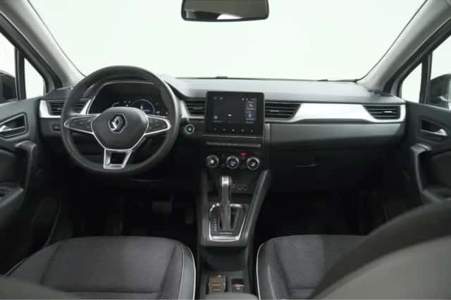 Renault Captur (2021) thumbnail 2
